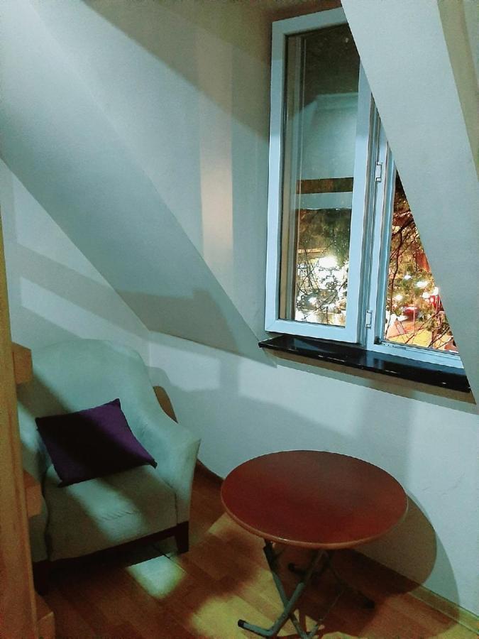 Every Day Lux Hostel Batumi Zewnętrze zdjęcie