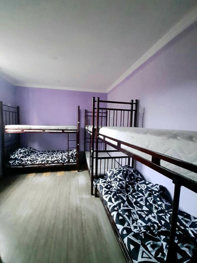 Every Day Lux Hostel Batumi Zewnętrze zdjęcie